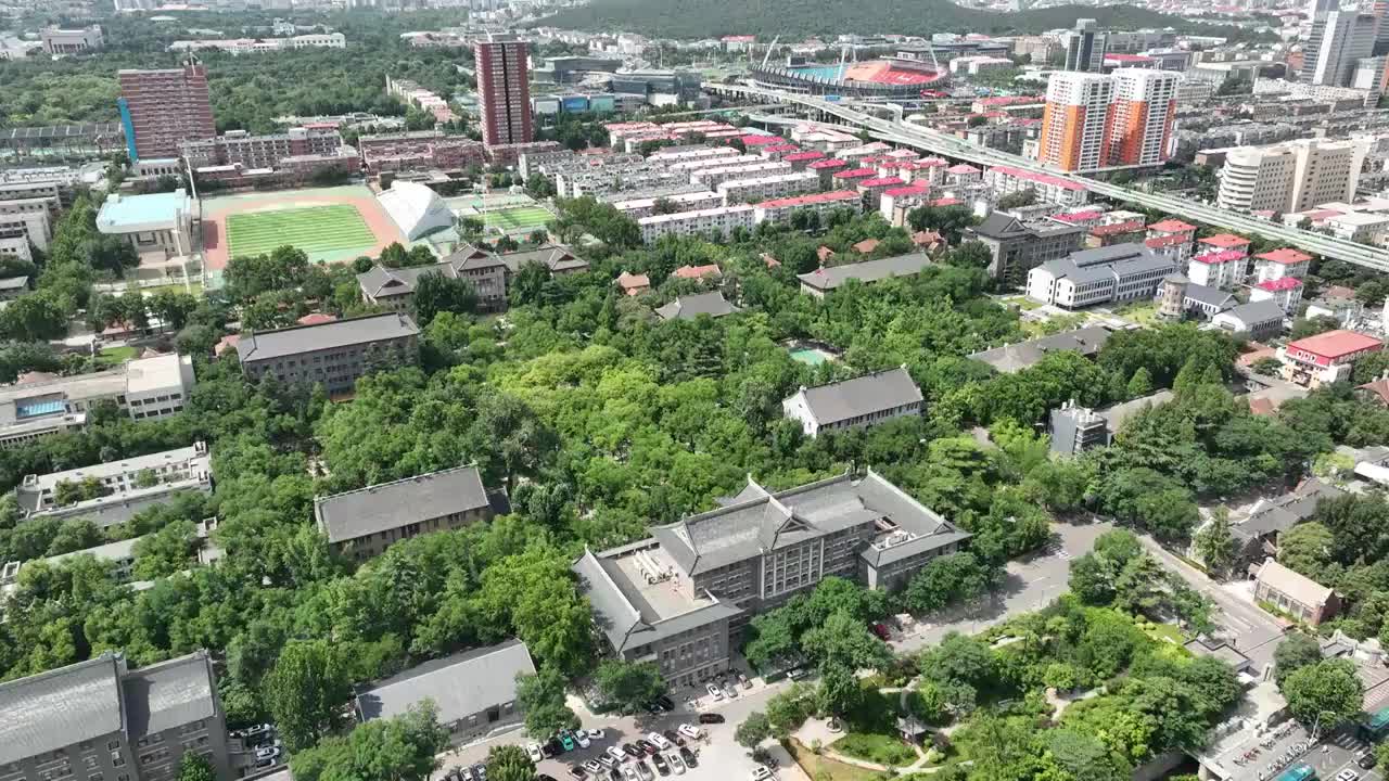 中国山东大学趵突泉校区航拍视频素材