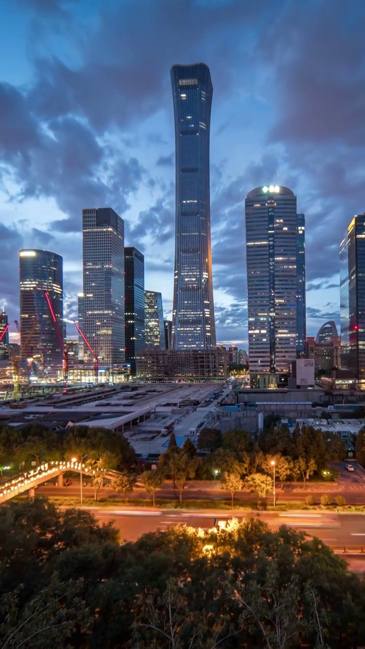 北京国贸延时夜景视频素材画面2