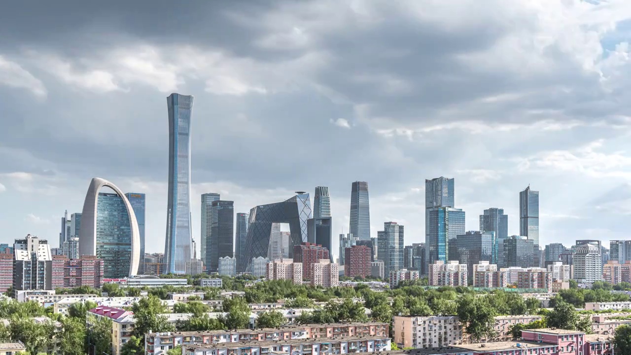 北京建筑群市中心CBD阴雨天气视频素材