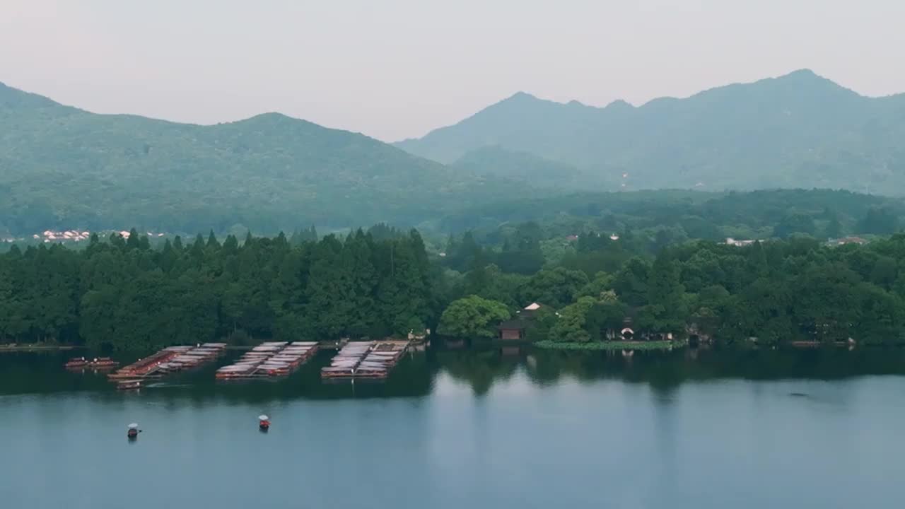 航拍杭州西湖湖光山色美景视频素材