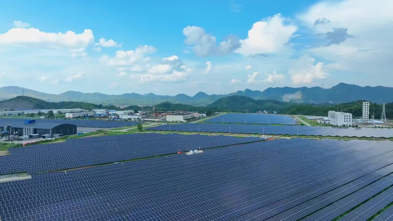 可再生能源,太阳能发电站,太阳能电池板,能源,替代能源,户外,可持续资源,无人,环境,太阳能,日光,视频素材