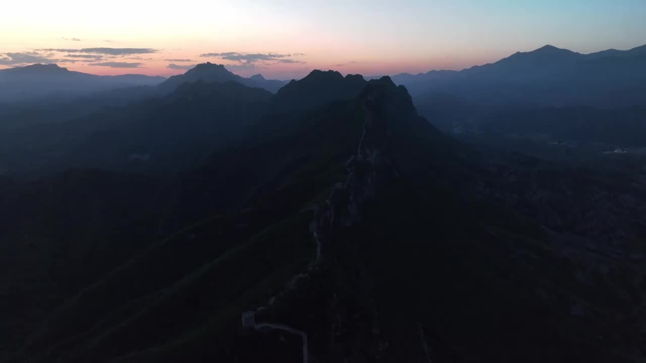 中国司马台长城朝霞美景视频素材