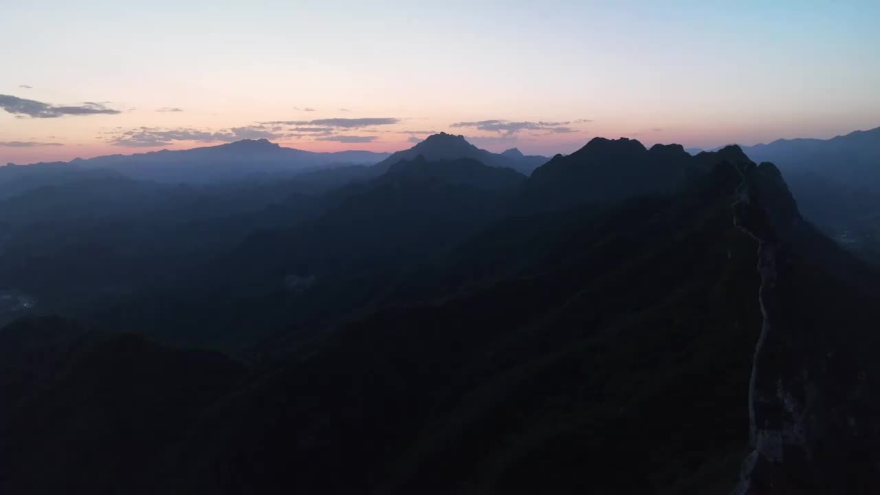 中国司马台长城朝霞美景视频素材