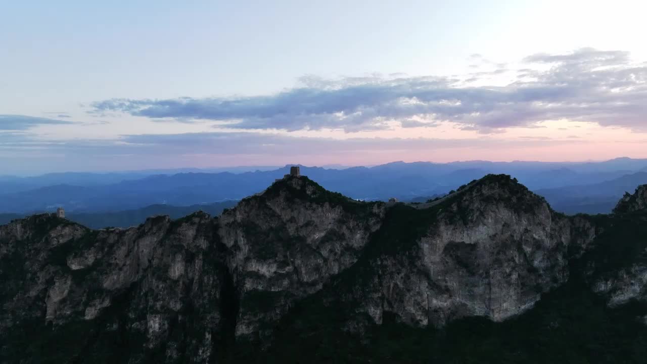 中国司马台长城朝霞美景视频素材