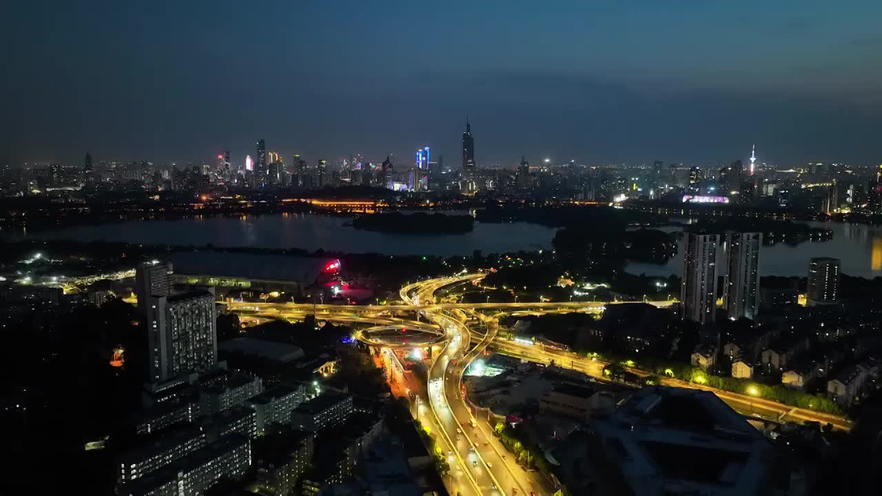 航拍南京新庄立交桥车流延时夜景视频素材