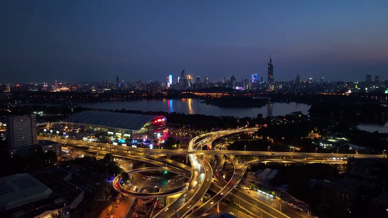 航拍南京新庄立交桥车流延时夜景视频素材