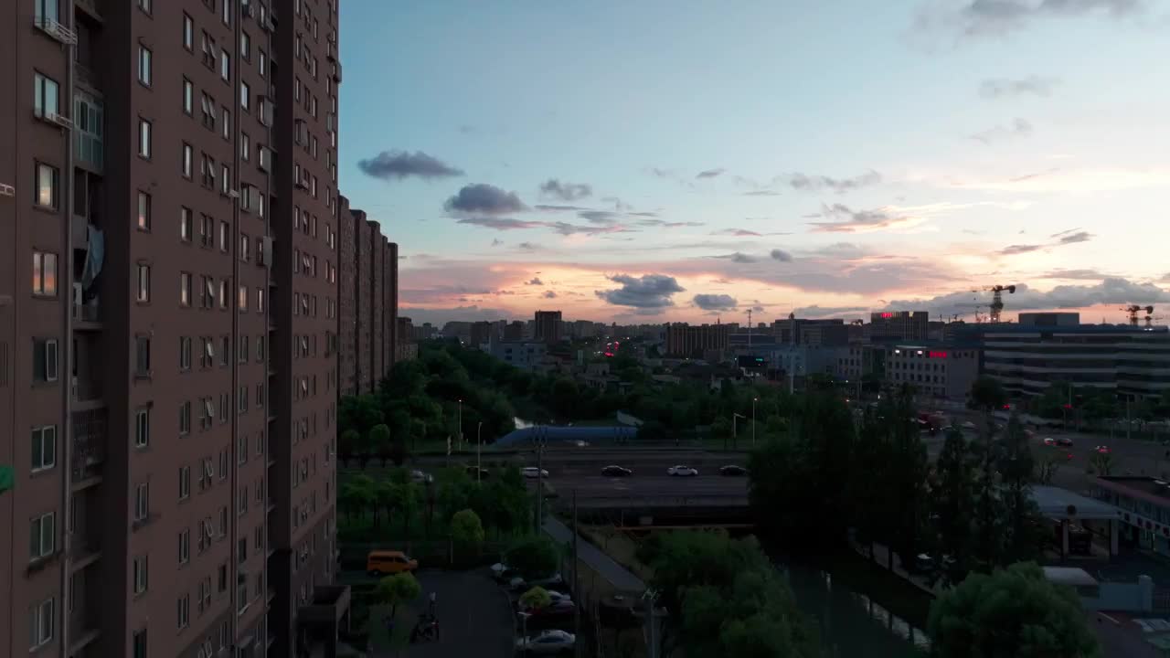 航拍上海城市夜景居民楼亮化视频素材