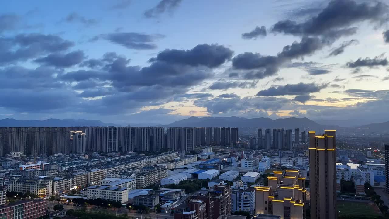 台风前的天空视频素材