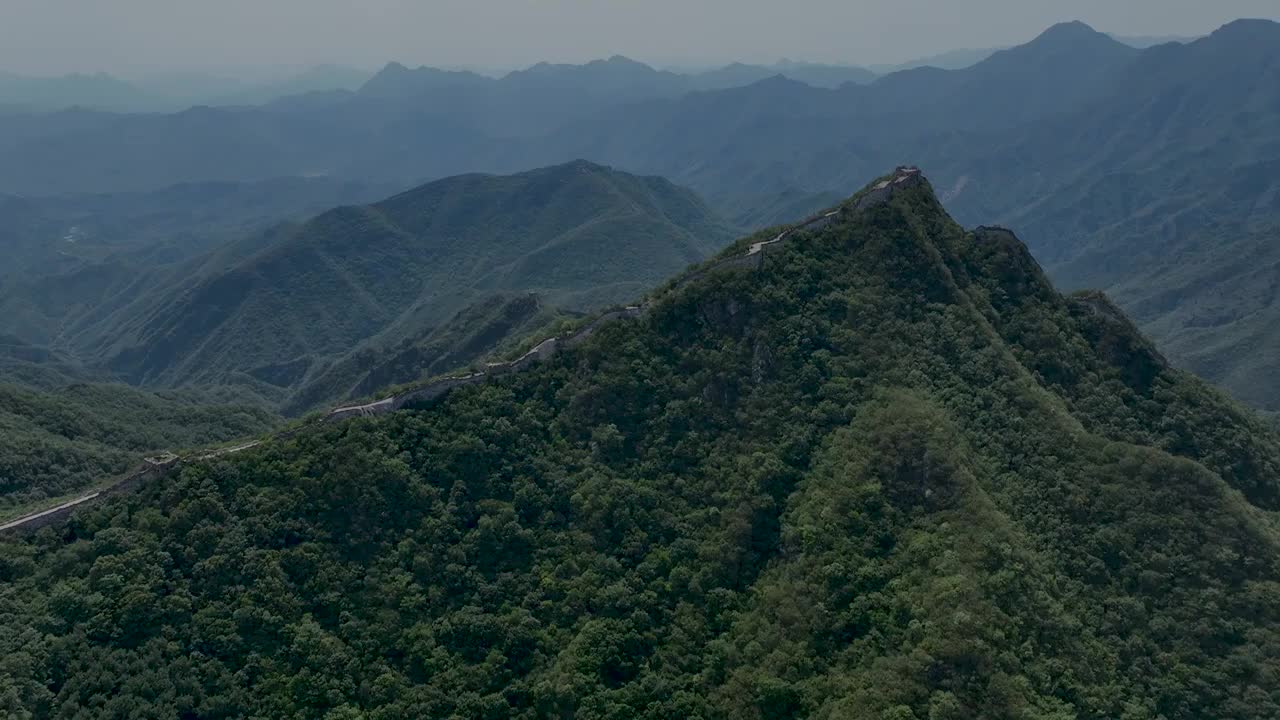 夏季航拍箭扣长城视频素材