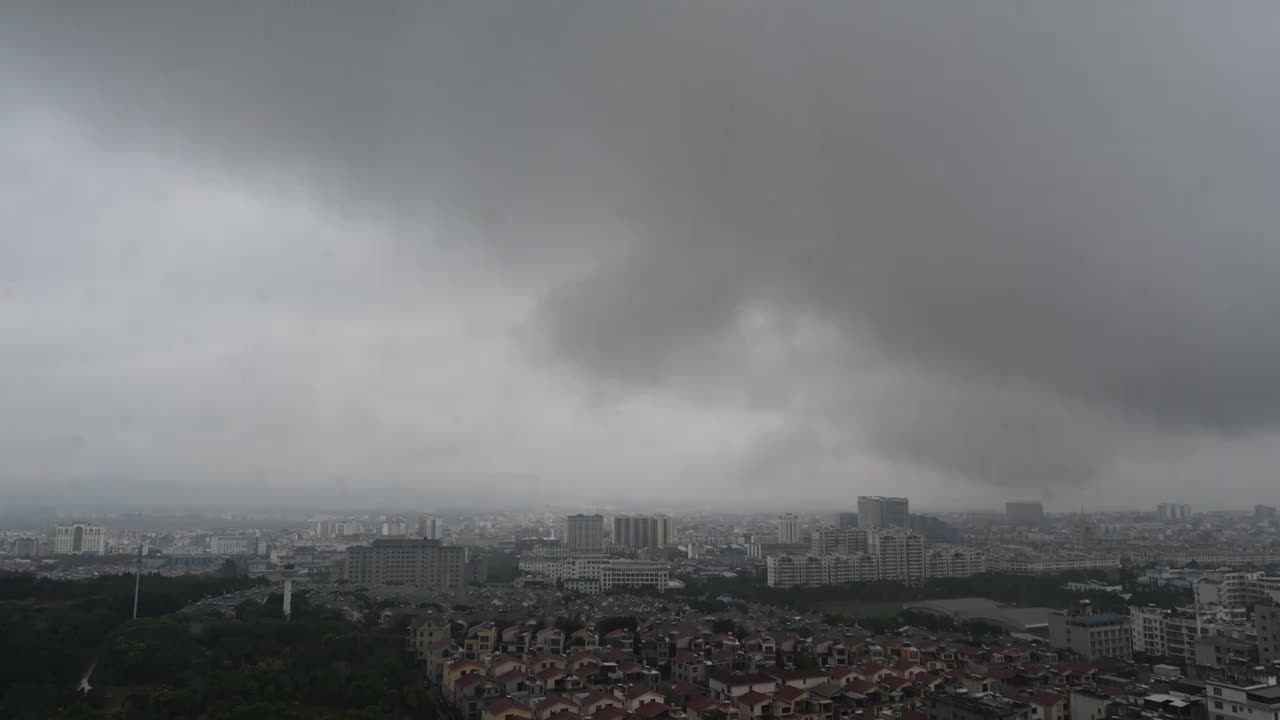 云南省红河州建水县雨天延时摄影视频素材