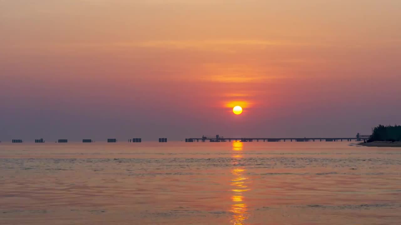 大海出海口日出延迟视频素材