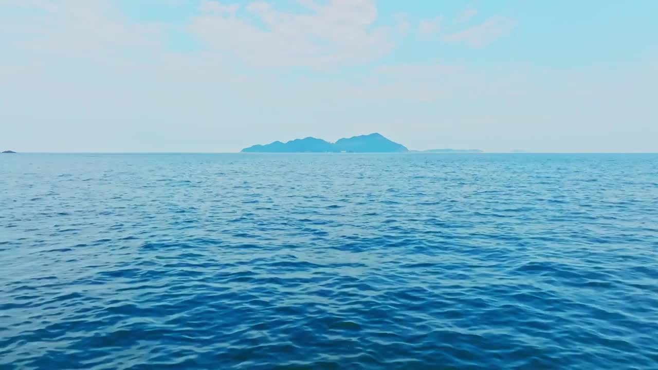 航拍海岸线大海风景视频素材