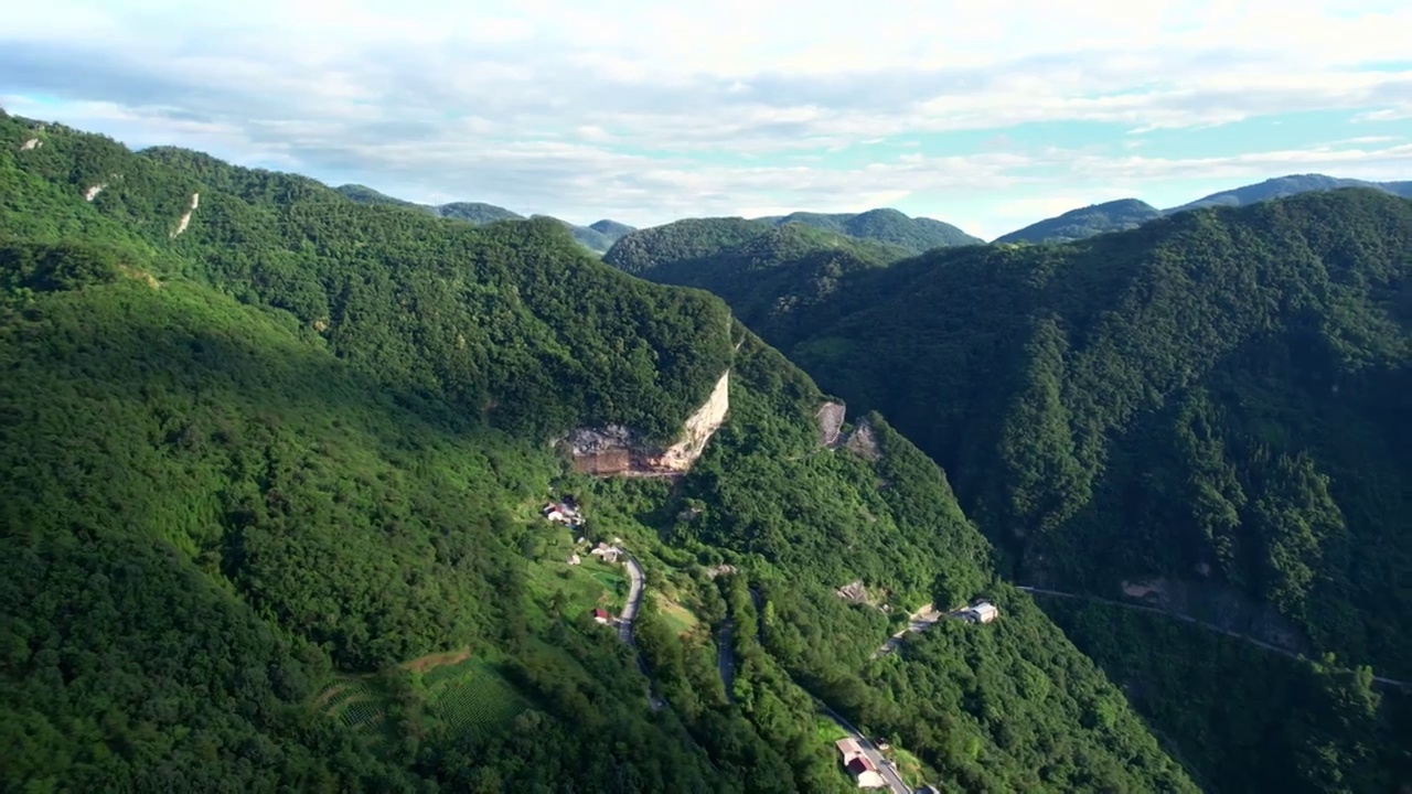 远山 风景 大山 山脉 天空 蓝天 喀斯特视频素材