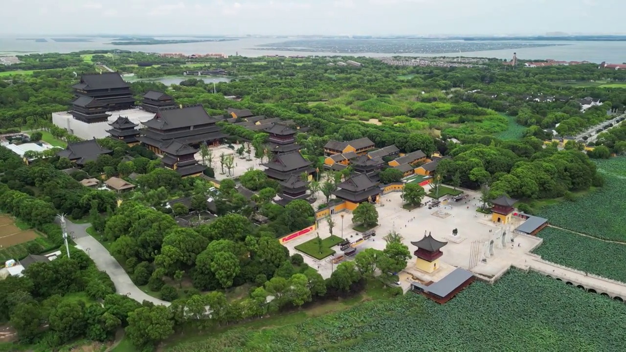 苏州重元寺美景航拍（阳澄湖）视频素材