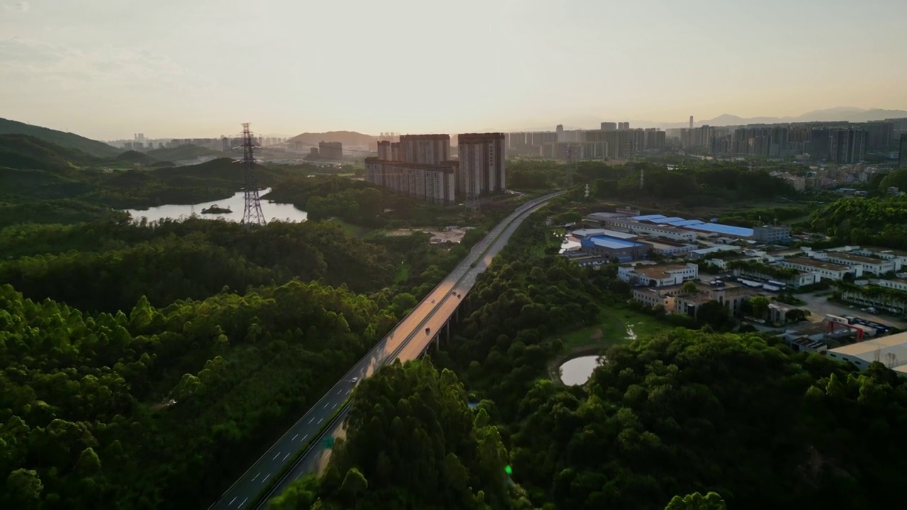 航拍惠深沿海高速，高速路视频素材