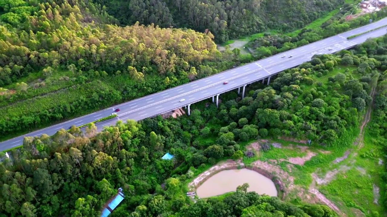 航拍惠深沿海高速，高速路视频素材