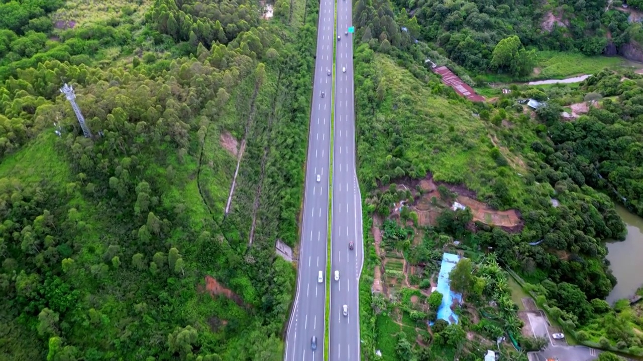 航拍惠深沿海高速，高速路视频素材