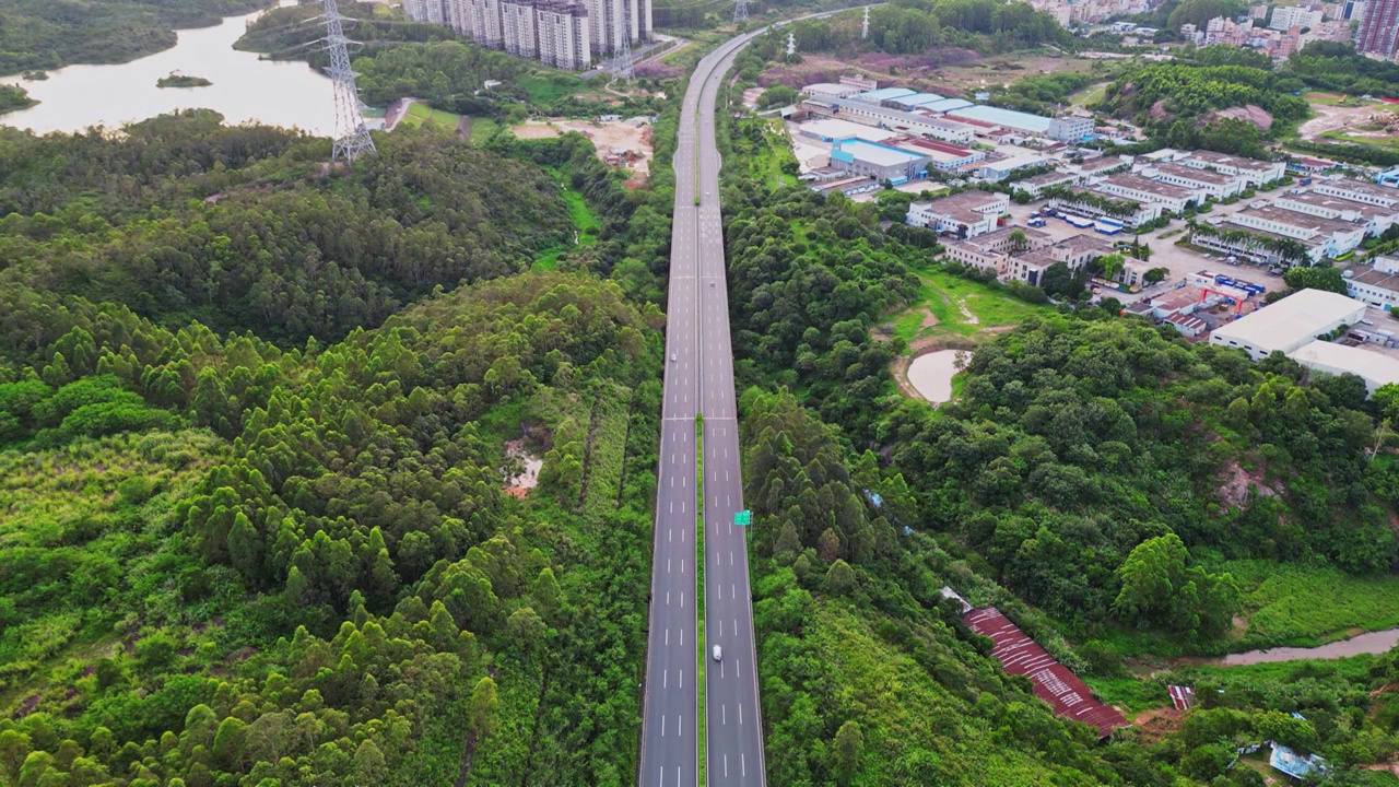 航拍惠深沿海高速，高速路视频素材