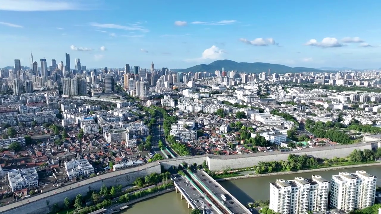 晴朗天气南京城市航拍都市风光视频素材