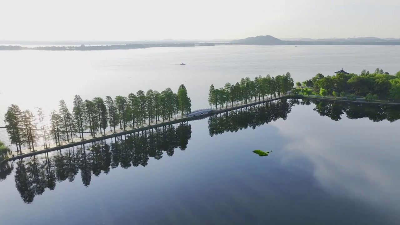 东湖听涛景区晨曦视频素材