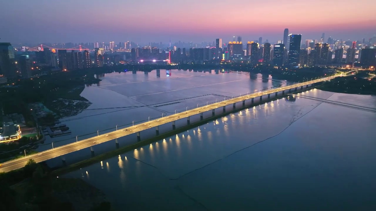 武汉沙湖大桥夜景视频素材