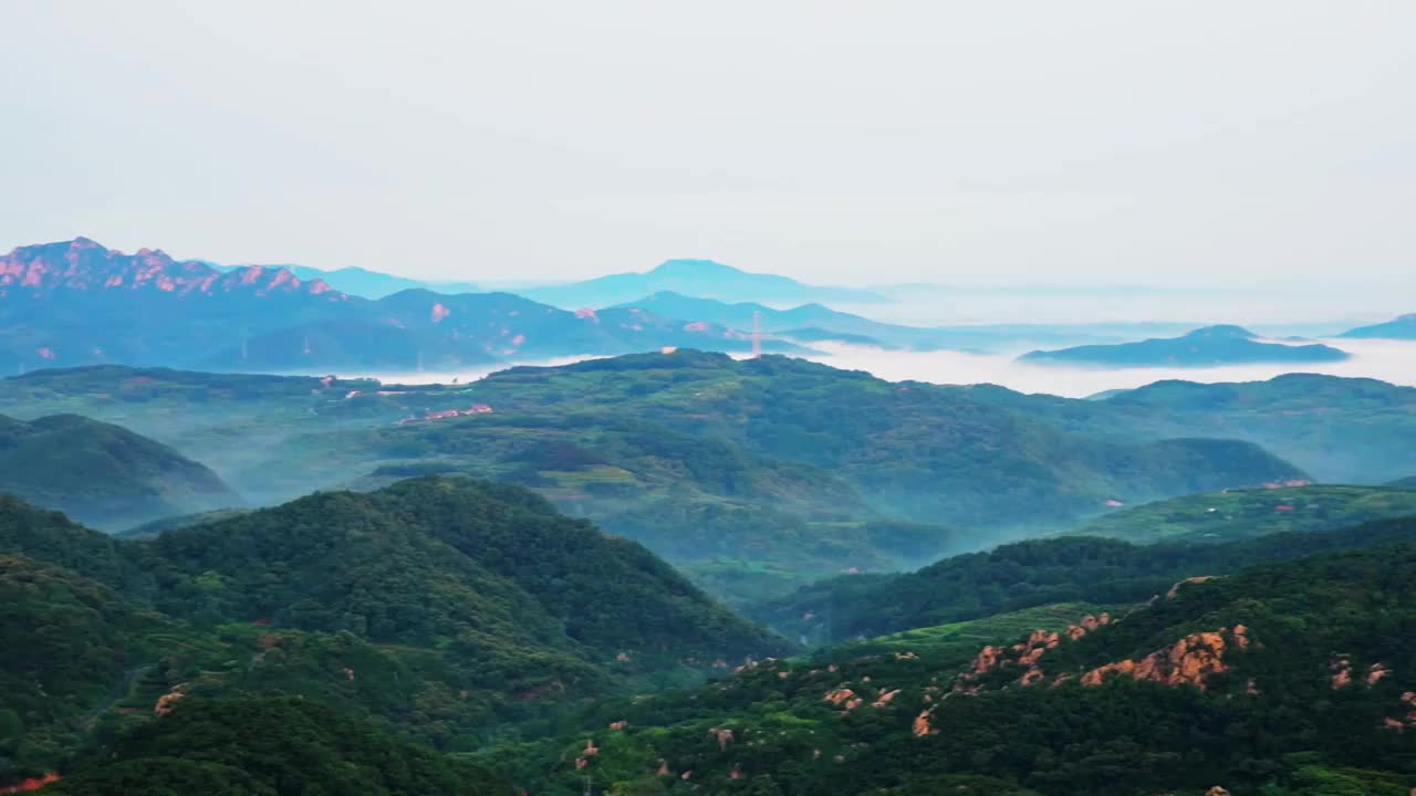 五莲山山间晨雾视频素材