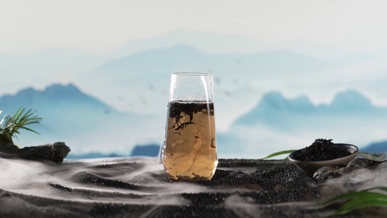 吸收天地精华的茶水视频素材画面1