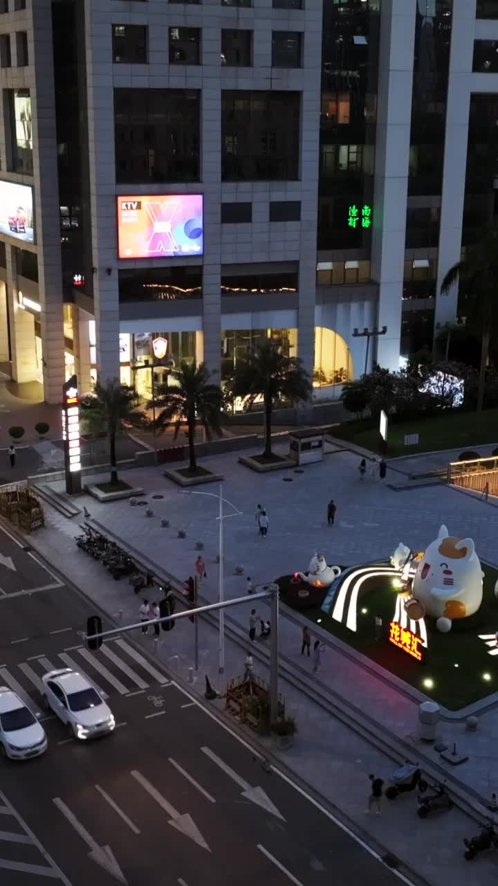 广州花城广场广州塔中轴线CBD傍晚入夜夜景航拍视频素材