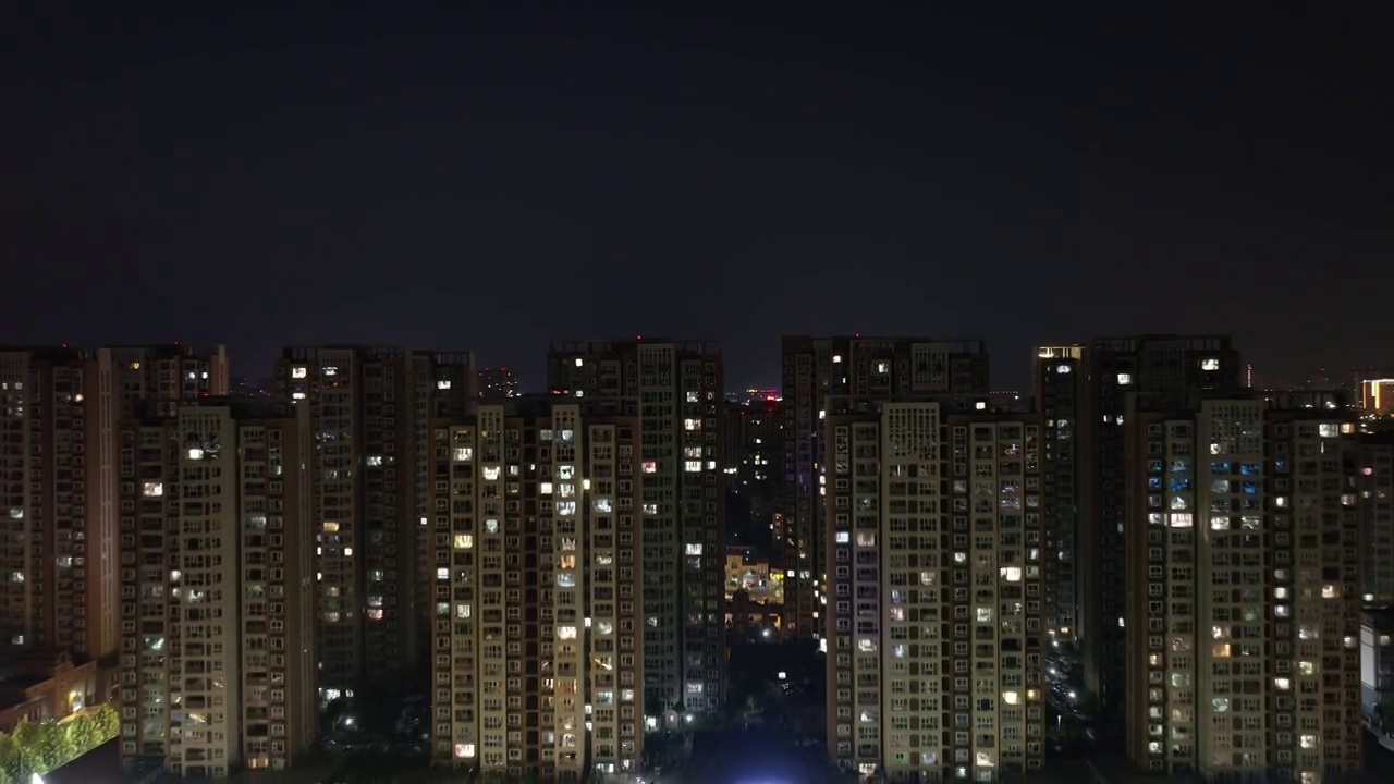 周口中原路居住区夜景视频素材