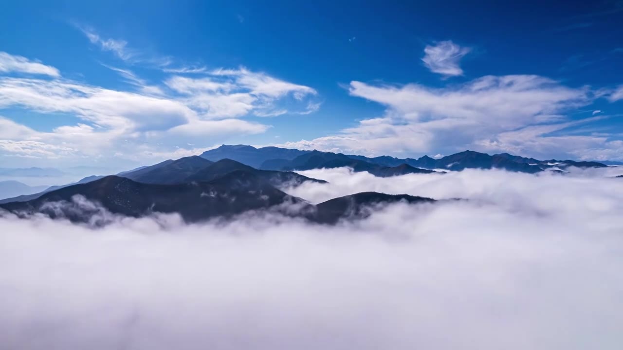 航拍大气云海风光（合集）视频素材画面1