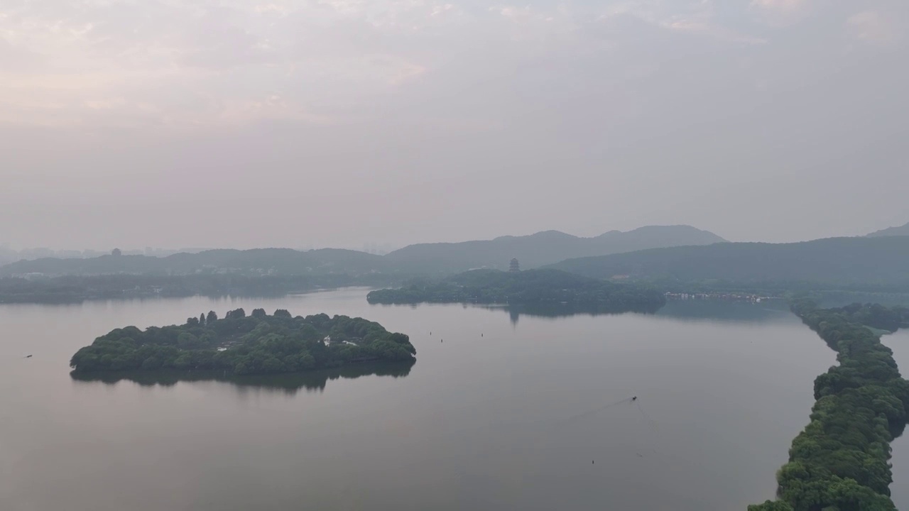 杭州夏季西湖风光 苏堤 雷峰塔视频素材