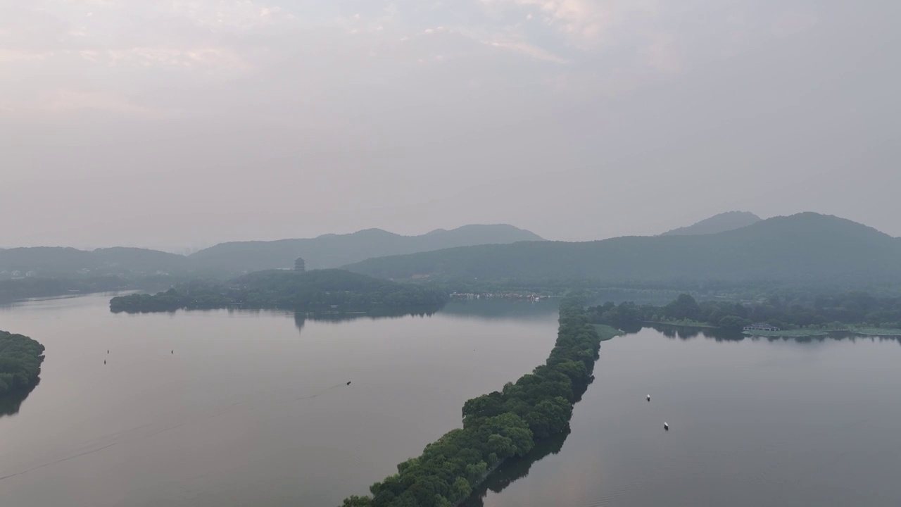 杭州夏季西湖风光 苏堤 雷峰塔视频素材