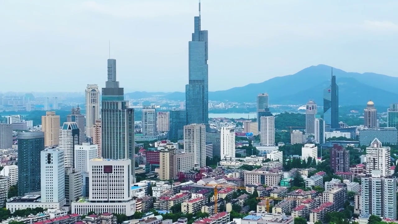 南京鼓楼地区和紫峰大厦，江苏南京视频素材