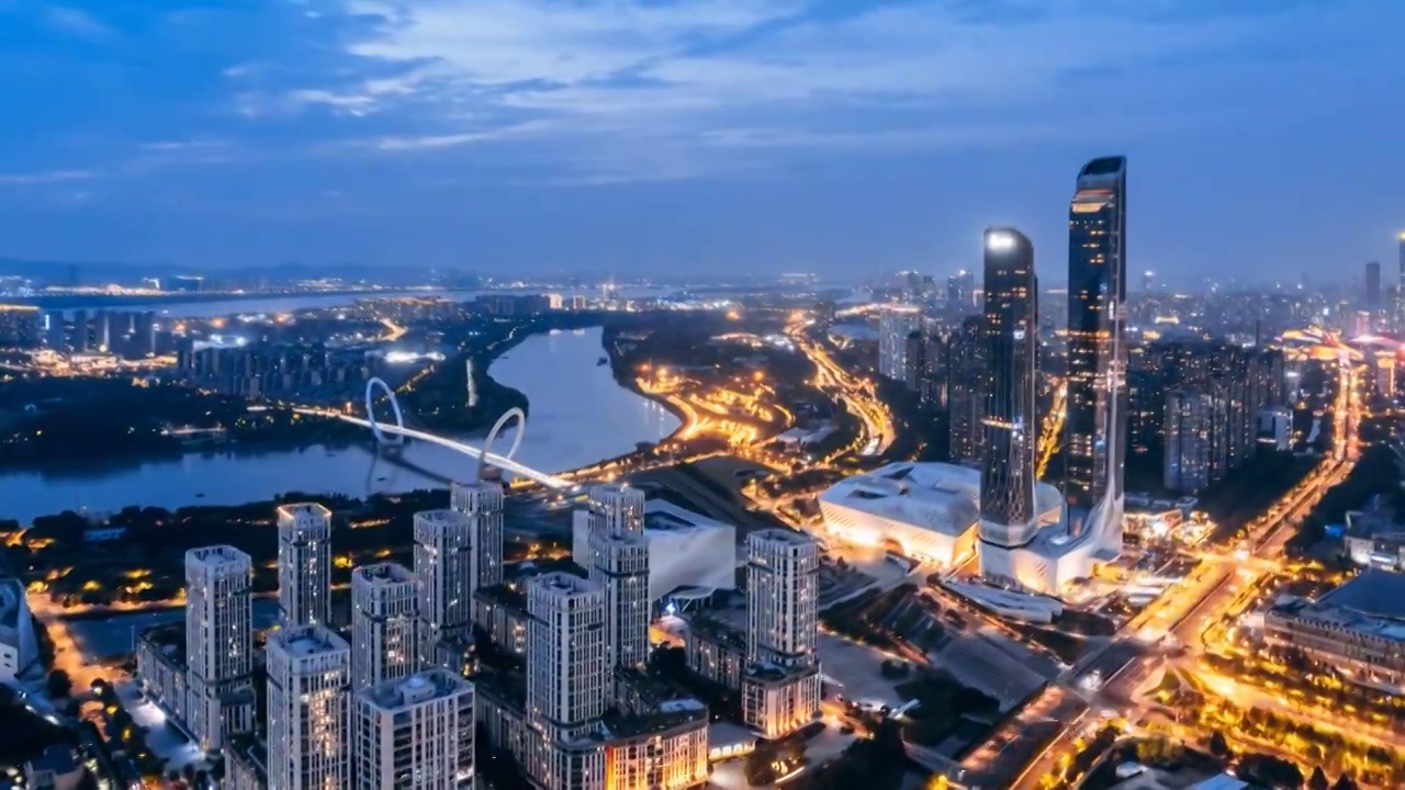 中国江苏南京河西区青奥中心保利大剧院天际线夜景航拍延时摄影视频素材