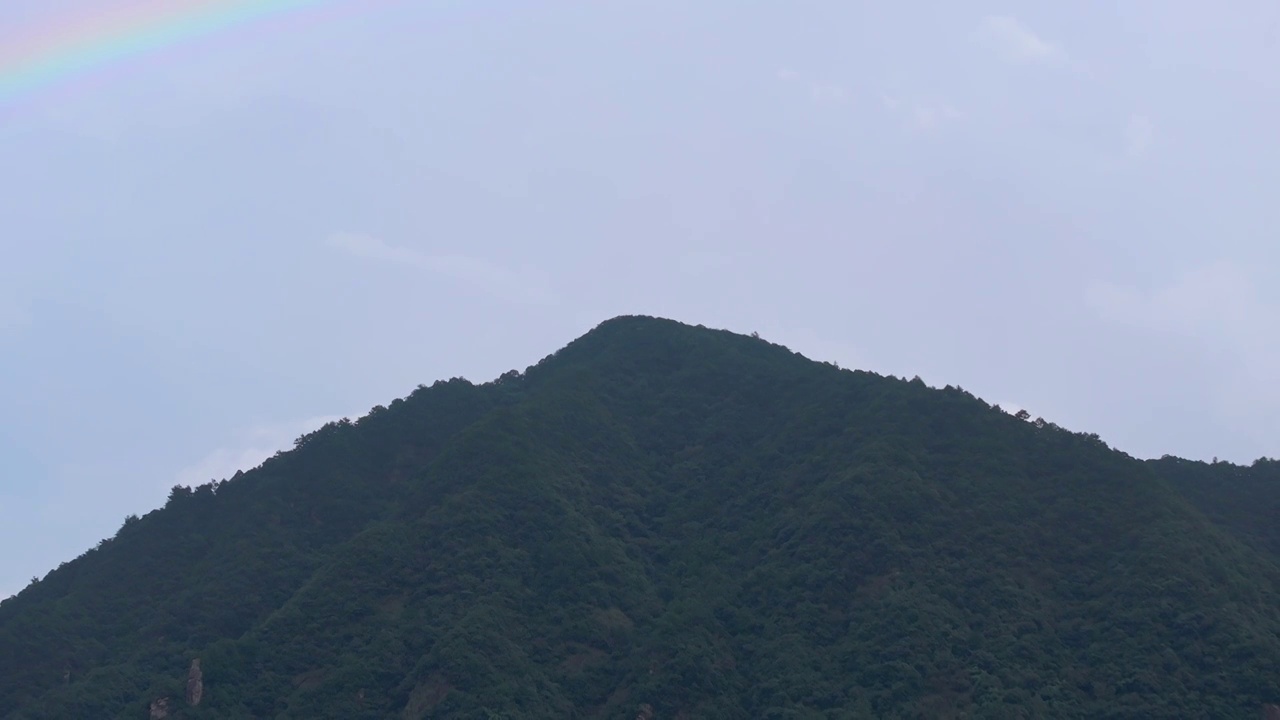 浙江临安大明山彩虹航拍视频素材