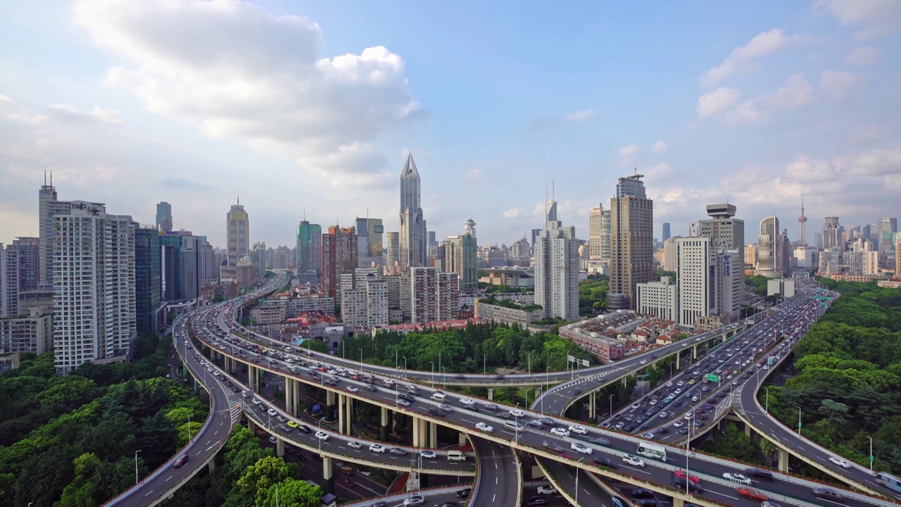 中国上海延安高架城市道路汽车交通景观视频素材