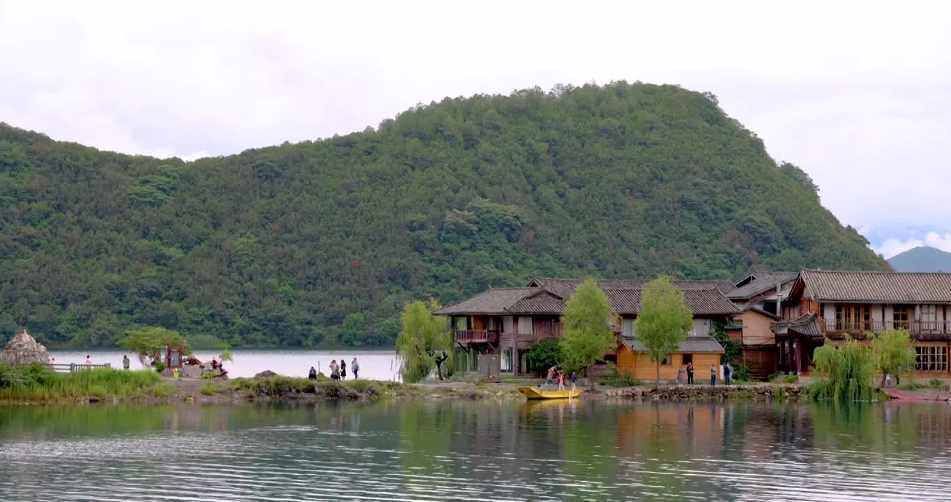 旅游景区：泸沽湖里格半岛自然与人文风光视频素材