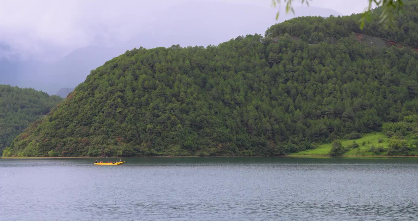 旅游景区：泸沽湖里格半岛自然与人文风光视频素材