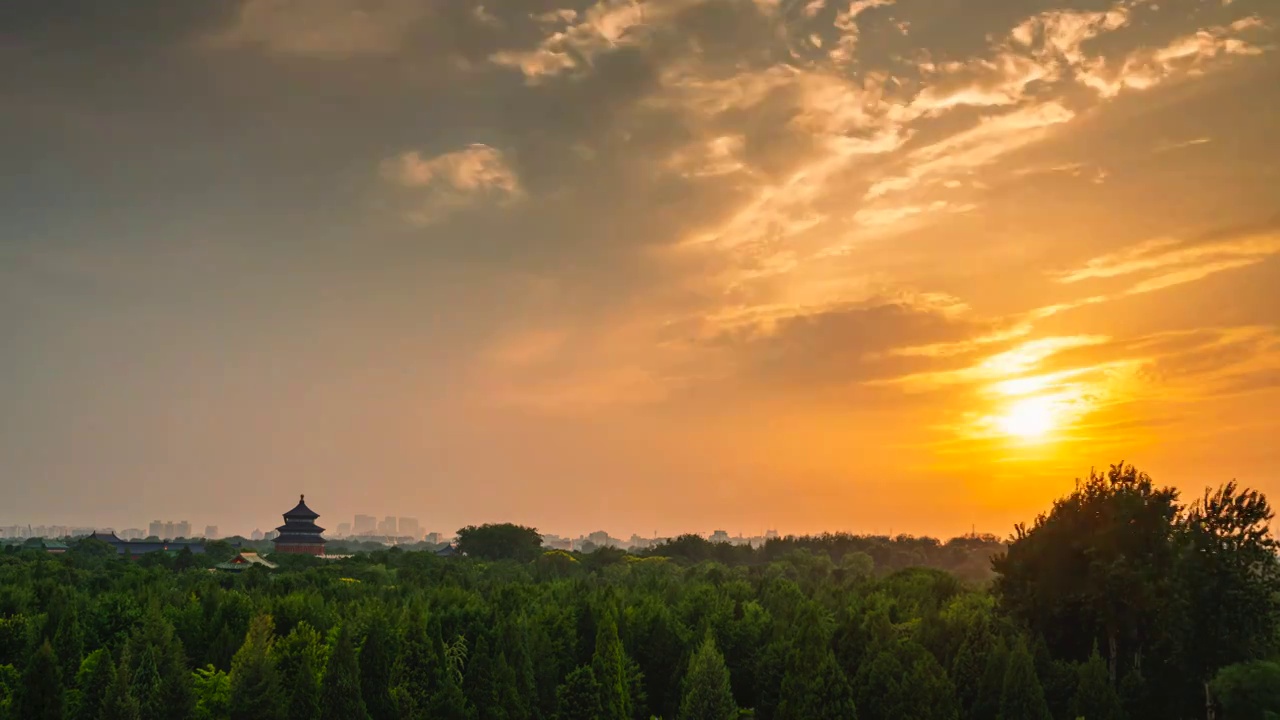 北京天坛祈年殿夏季日落延时视频素材