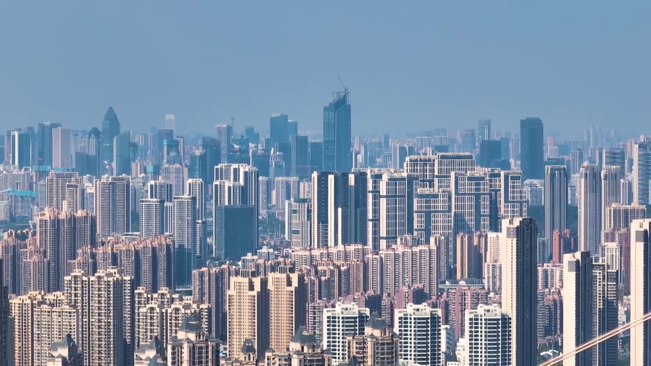 武汉夏日城市地标和天际线风光视频素材