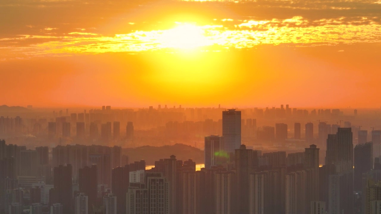 武汉夏日城市地标和天际线风光视频素材