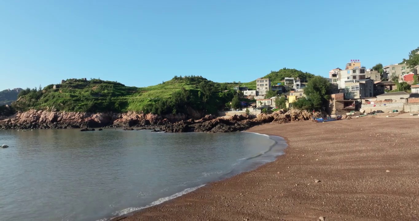 大海 海滩 岛 海浪 渔船 风景视频素材