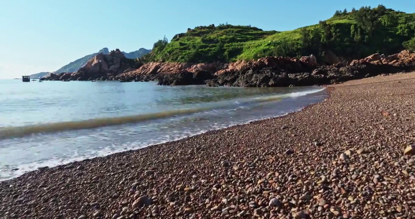 大海 海滩 岛 海浪 渔船 风景视频素材