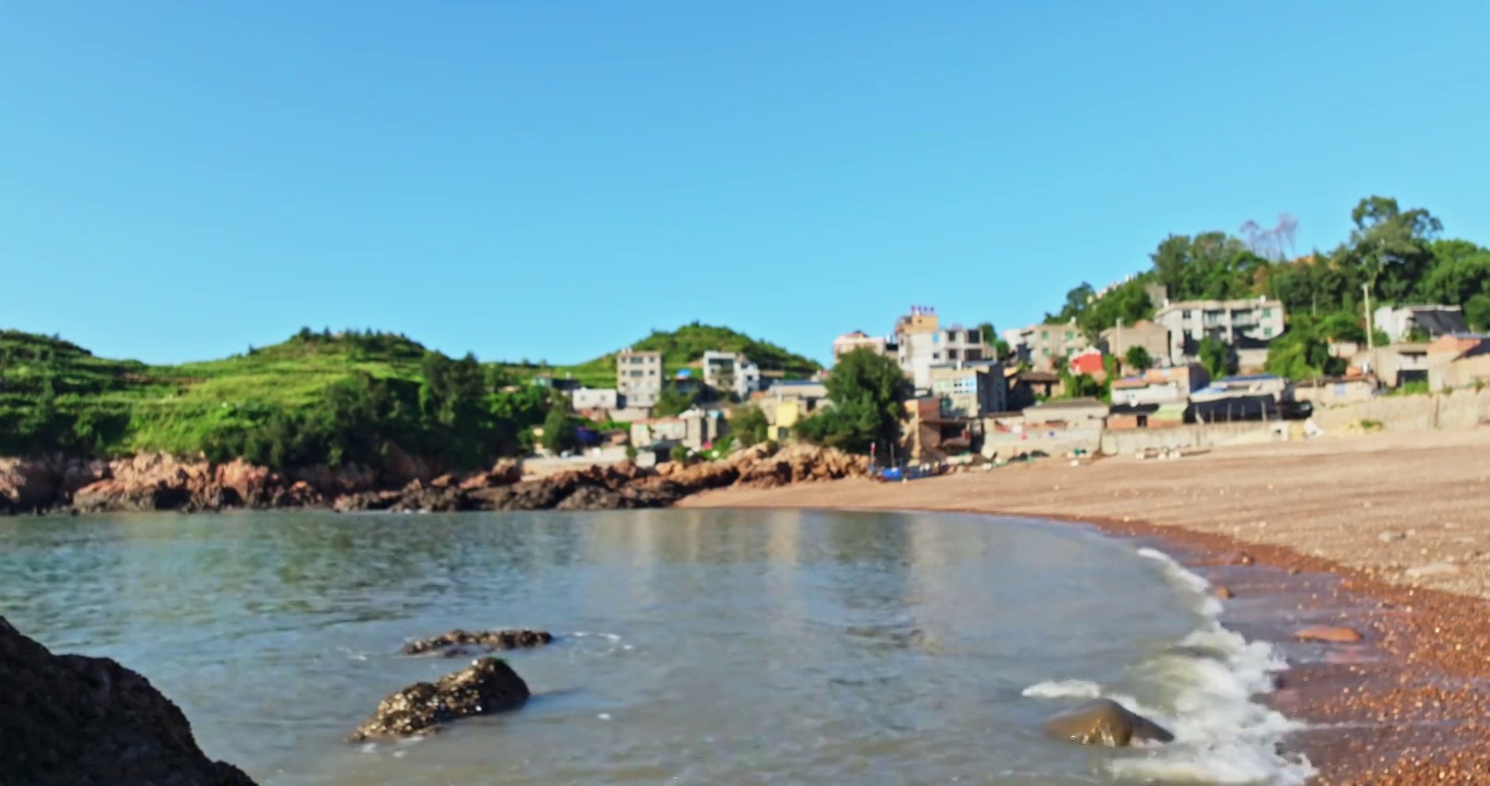 大海 海滩 岛 海浪 渔船 风景视频素材