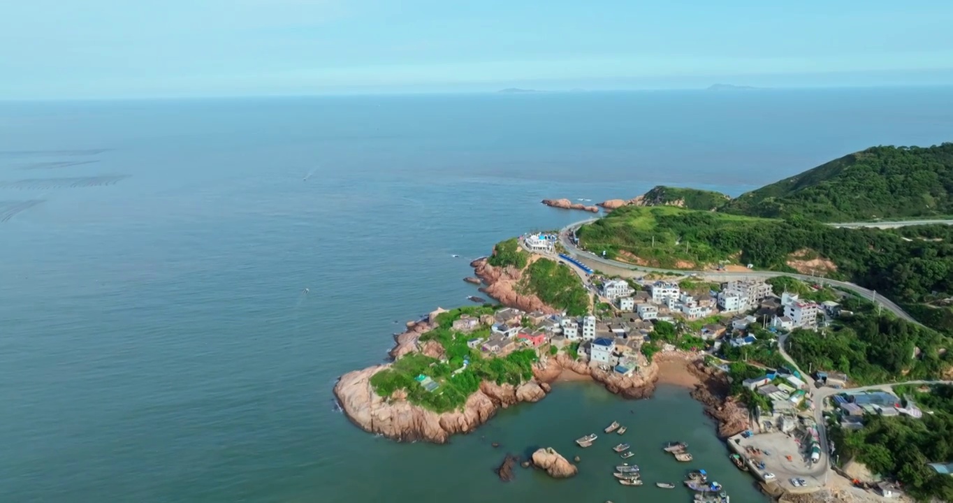 东海   一号风景道 大海 海滩 岛 海浪 渔船 风景视频素材