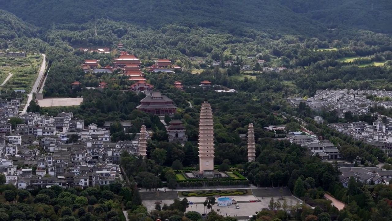 云南大理崇圣寺三塔视频素材