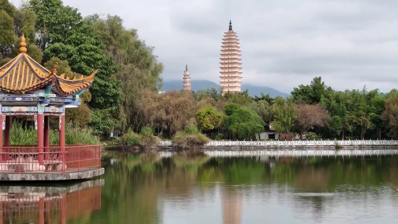 云南大理崇圣寺三塔视频素材