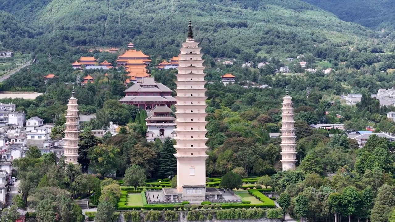 云南大理崇圣寺三塔视频素材