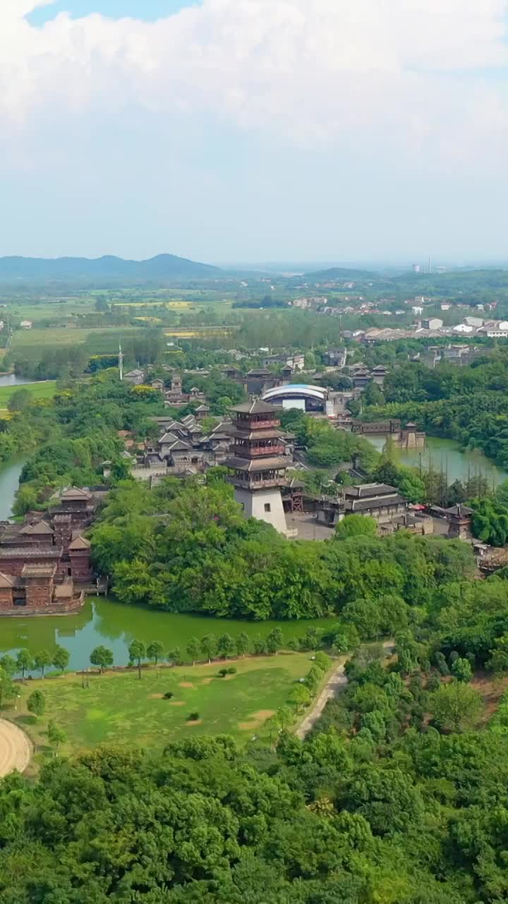 航拍湖北赤壁市三国赤壁古战场景区视频素材