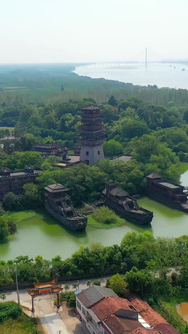 航拍湖北赤壁市三国赤壁古战场景区视频素材